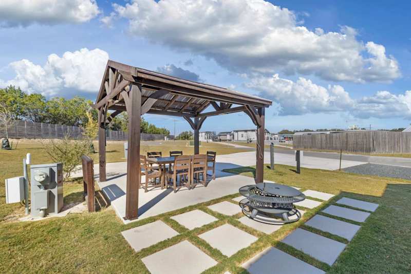 Firefly - Premier RV Site 194