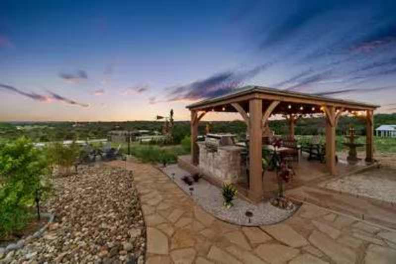 Firefly - Executive RV Site 174 - Outdoor Kitchen!