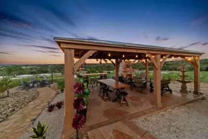 Firefly - Executive RV Site 174 - Outdoor Kitchen!