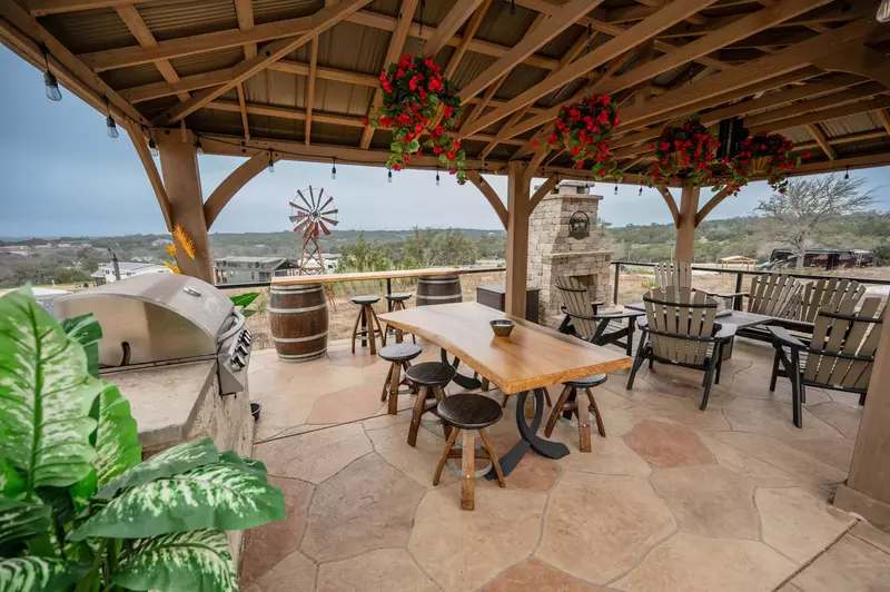 Firefly - Executive RV Site 174 - Outdoor Kitchen!
