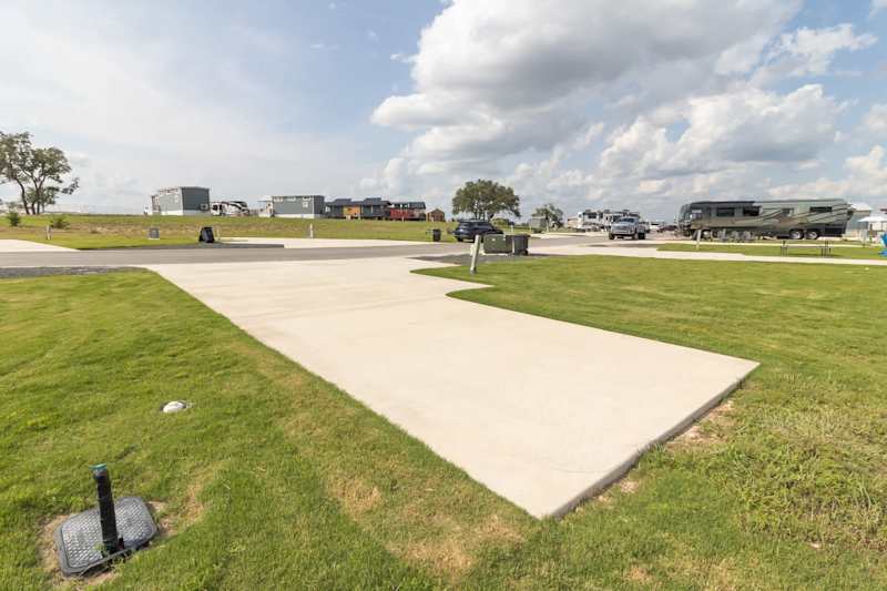 Firefly - Deluxe RV Site 167