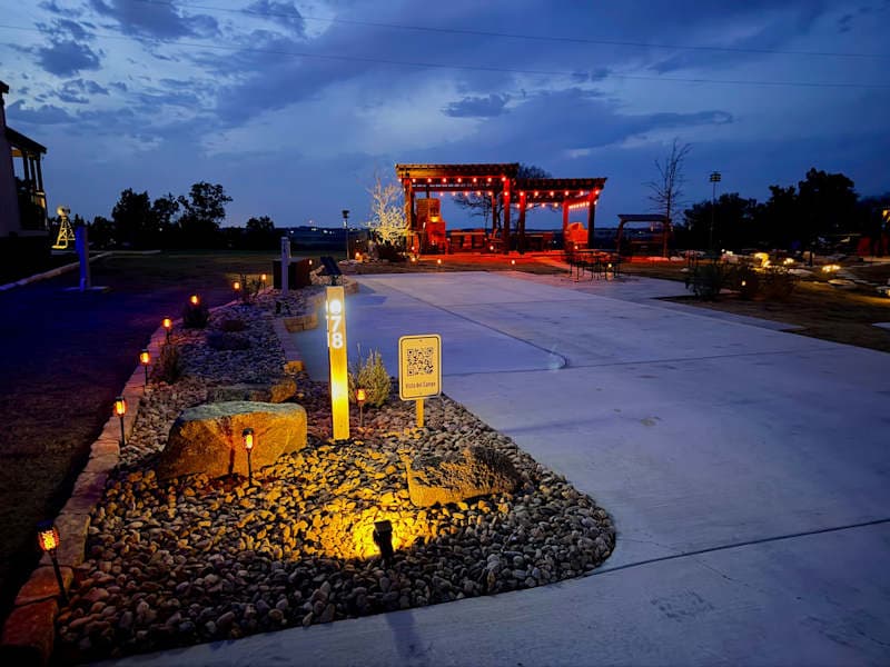 Firefly - Executive RV Site 078 - Outdoor Kitchen & Party!
